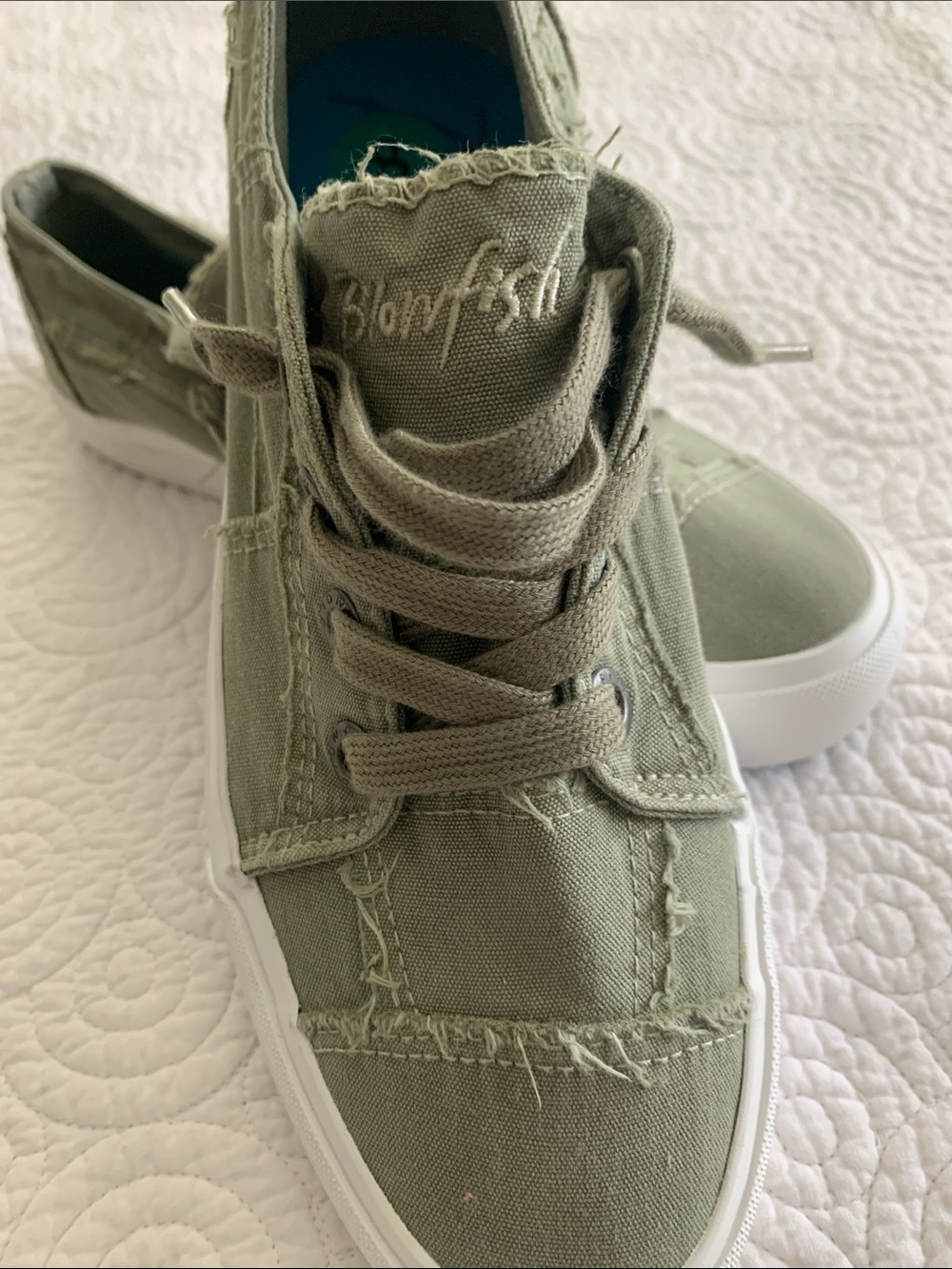 Blowfish tennis shoes pale green size 8